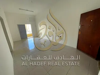 ✨ للإيجار – غرفة وصالة في منطقة البوطينة ✨