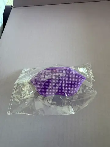 Lip scrub purple