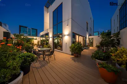 Full Burj Khalifa View And Community| G+2| Ready