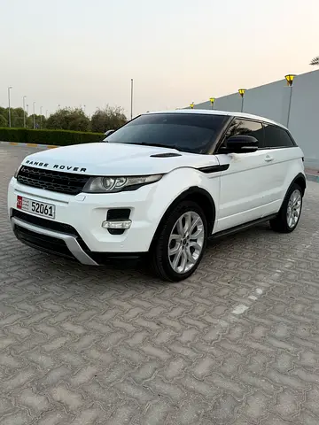 Urjent evoque model 2012 Gulf dynamic very clean