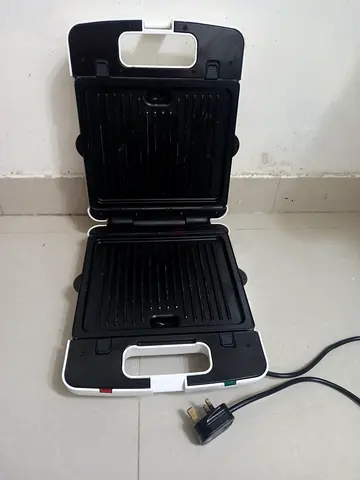 Kenwood sandwich maker for 50aed