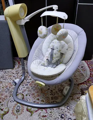 Baby swing