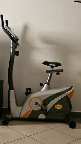 Used Upright Exercise Bike in Good Condition — Indoor Cardio Bike