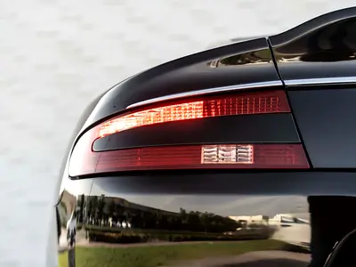 صورة 7 لـ 2017 Aston Martin RAPIDE