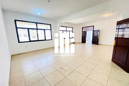 هـوت ديـل | مـتـاح دفـعـات | فـيـلا 4 غـرف نـوم + خـادمـه | بـاركـن مـغـطـي |