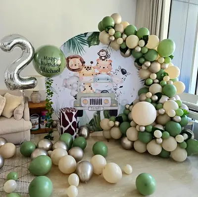 Balloons decorations services Available