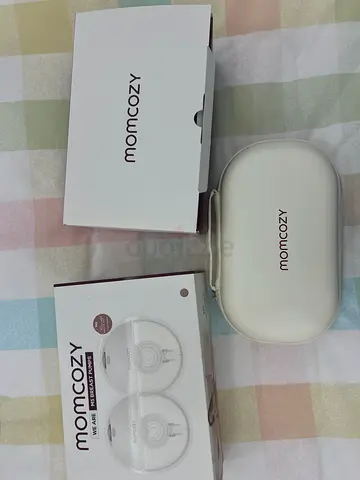 Momcozy M5 double breast pump