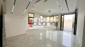 Don't miss the opportunity to own a home that combines luxury, spaciousness, and a prime location.