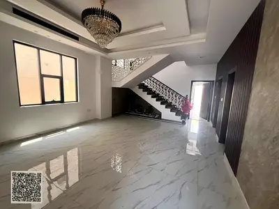 فيلا من 5 غرف ماستر مع مطبخين للبيع في عجمان منطقة الحليو2