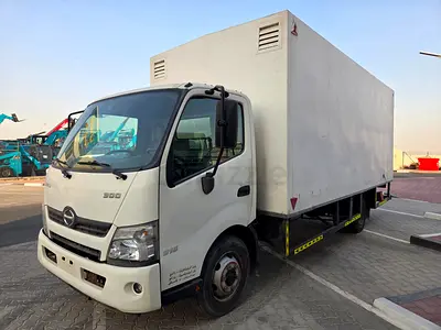 2020 HINO (300 SERIES) 916 GCC