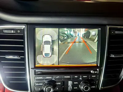 2014 Porsche PANAMERA 缩略图 13