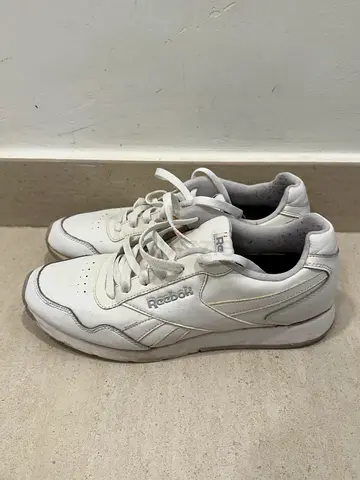 White Reebok Classic Leather Sneakers - Men's Size (pre-owned)