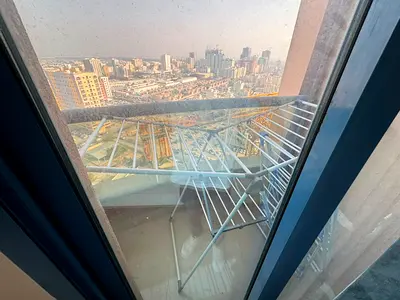 للإيجار السنوي – شقة مميزة في أبراج النعيمية تاور C   غرفتان وصالة بمساحة كبيرة جدًا وتشطيب مميز.  غرفتان ماستر.  3 حمامات. مع الباركينج