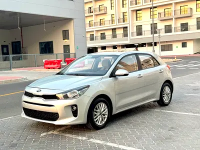 2020 KIA RIO 照片 2