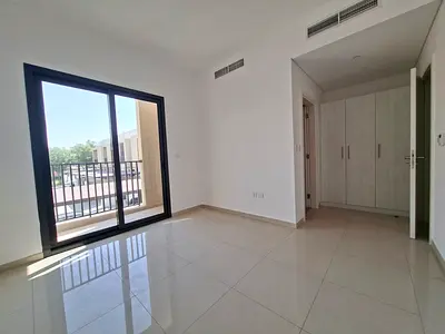 2b townhouse for rent middle unit Nasma resident al tai sharjah