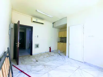 Like a brand new studio with separate kitchen close to ambassador school