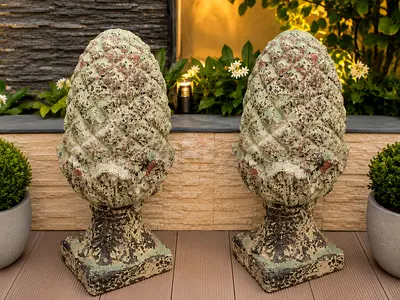 Garden Acorn Finials