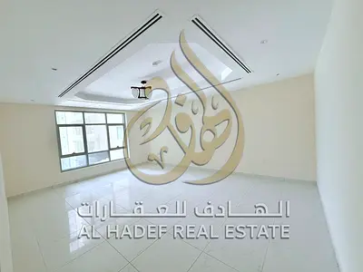 شقة 3 غرف وصالة | غرفة خادمة | مخزن | باركن مجاني | صيانة مجانية | 2 بلكونة | موقع مميز
