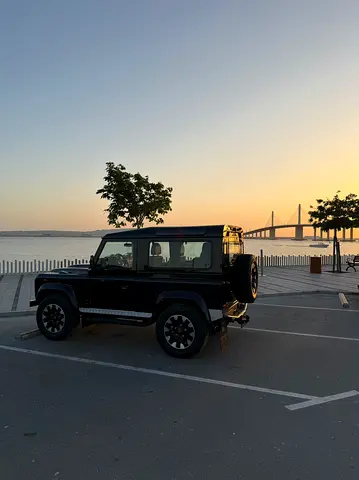 Land Rover Defender 90 2013 - GCC Specs - Low Mileage