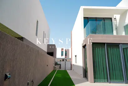 Signature Villa | Exclusive Community | Resale