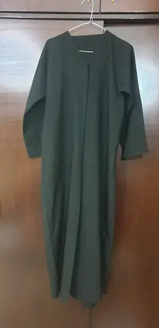 Girls abaya