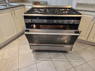 Siemens iQ700 Duel Fuel Gas / Electric cooker stove 90cm
