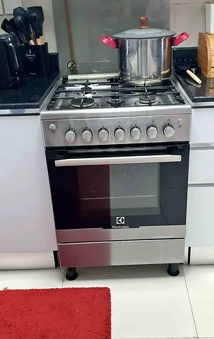 Brand Electrolux Oven Fan 4 Burner Full Gas Cooker Range Size 60cm