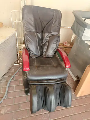 Used Black Leather Massage Recliner Chair with Foot Massager