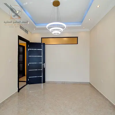 شقه للايجار السنوي غرفتين و صاله منطقه الروضه عجمان موقع مميز سهوله الوصول لمخرج دبي والشارقه