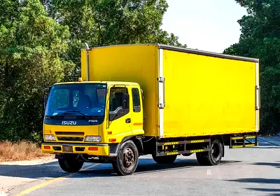 Isuzu FSR Box | 7 Ton Truck | Diesel | GCC Specs | Ref#I02612