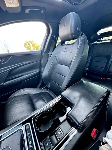 صورة مصغرة 11 لـ 2016 Jaguar XE