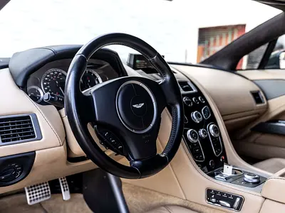 صورة 8 لـ 2017 Aston Martin RAPIDE