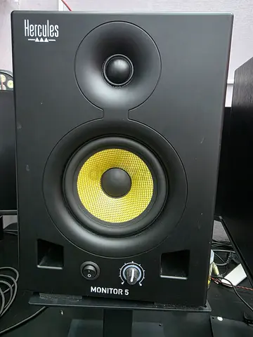 Hercules Monitor 5 Studio Active Speaker - Good Condition