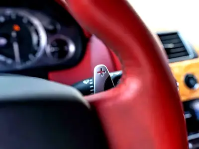 صورة 17 لـ 2010 Aston Martin DB9