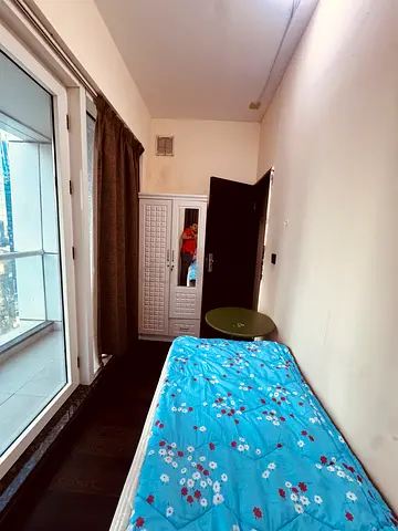 Spacious partition room with a private balcony available in Dubai Marina
