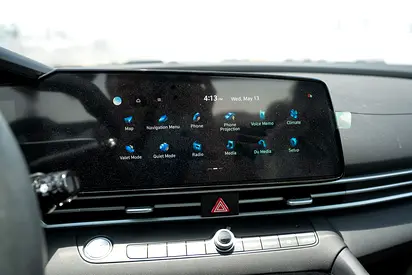 2025 Hyundai ELANTRA 照片 16