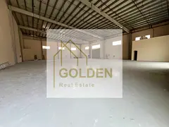 Powered by 200 kVA electricity, with dedicated staff and an administrative office, the warehouse is 