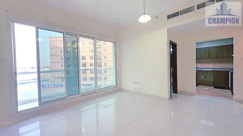 studio+close kitchen : Rent 42k : gym : pool : 1 parking