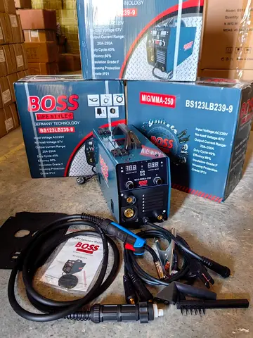 BOSS MIG/MMA-250 Welding Machine with Accessories - Good Condition