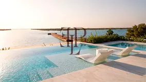 Luxury 4BR Waterfront Villa | Private Beach Access | Ramhan Island