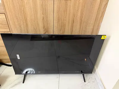 Hisense 43 inch smart tv UHD A6 Series brand new