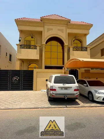 Annual Rent Al Yasmeen Villa 5BR Hall Majlis Maid's 2 Kitchen 2 Balcony 105k