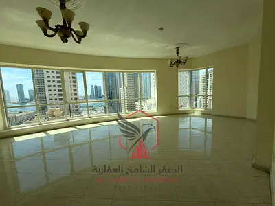 اجمل اطلالة بحرية تكييف علب المالك وبباركن لثلاث غرف وصالة وغرفة استور في أجمل ابراج الشارقة شامل جميع الخدمات بتشطيب حديثة ومساحات واسعة.