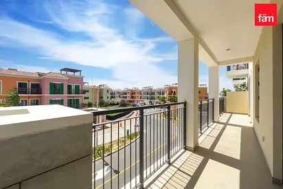Villas View | Corner Unit | Big Balcony