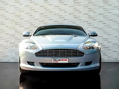 2010 Aston Martin DB9 照片 3