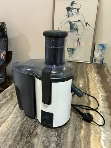 Kenwood Electric Juice Extractor - Good Working Condition