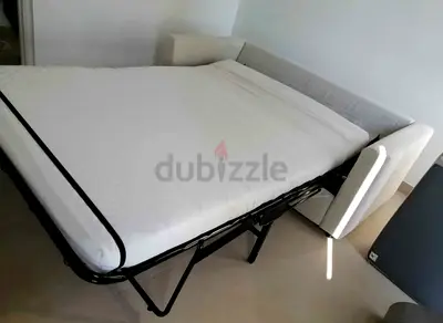Comfortable Pull-Out Sofa Bed
