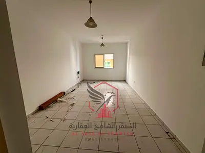 استوديو واسع بإطلالة مفتوحة | خزائن حائط | التعاون