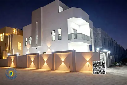 For sale: Corner townhouse in Al-Helio 2, 4BR and roof. Reg, electricity and water, Freehold bank financing