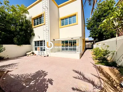 4 Bedrooms independent villa/one bed room ground floor/ maids room/mature garden/front nd back yard